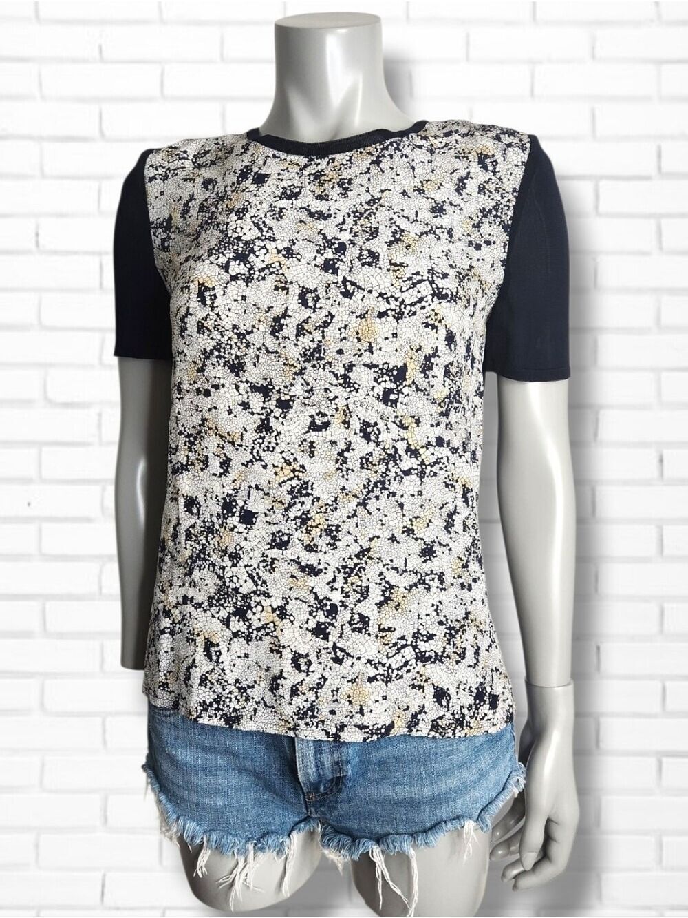 Celine Paris Vintage Abstract Mosaic Silk Knit Short Sleeve Top Size 38 EU